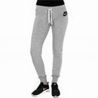 ensemble nike gris femme
